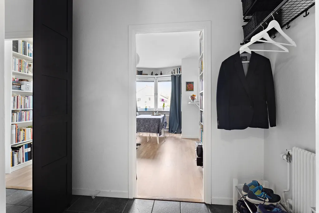 Ingresso - Well-Planned Studio with Solar Panels in Eskilstuna
