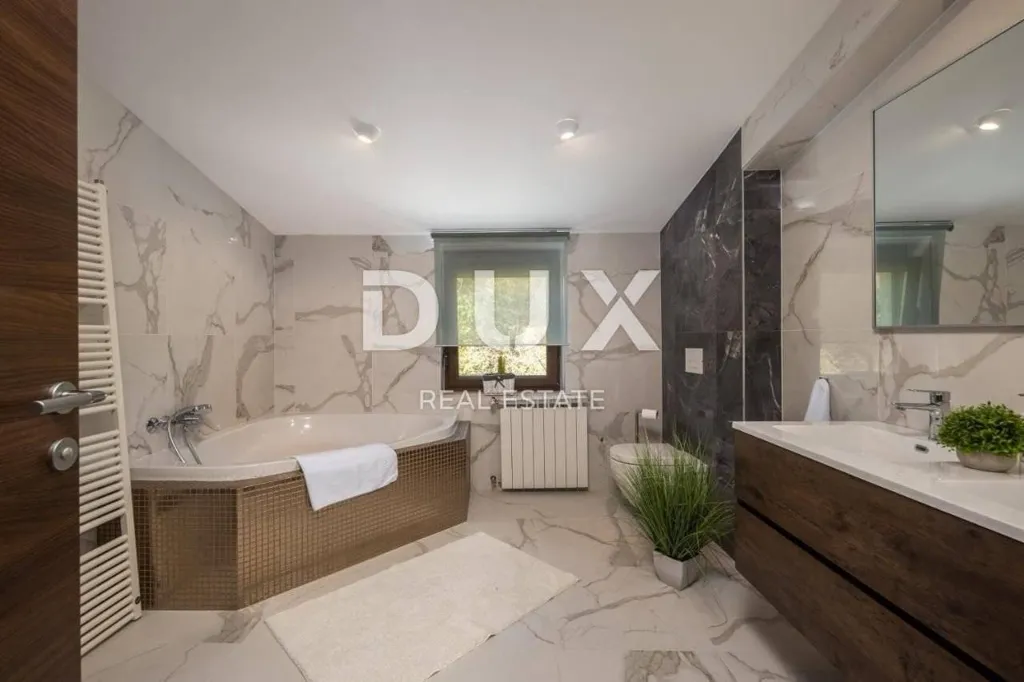 Vannitoad - Apartment with Sea View in Opatija