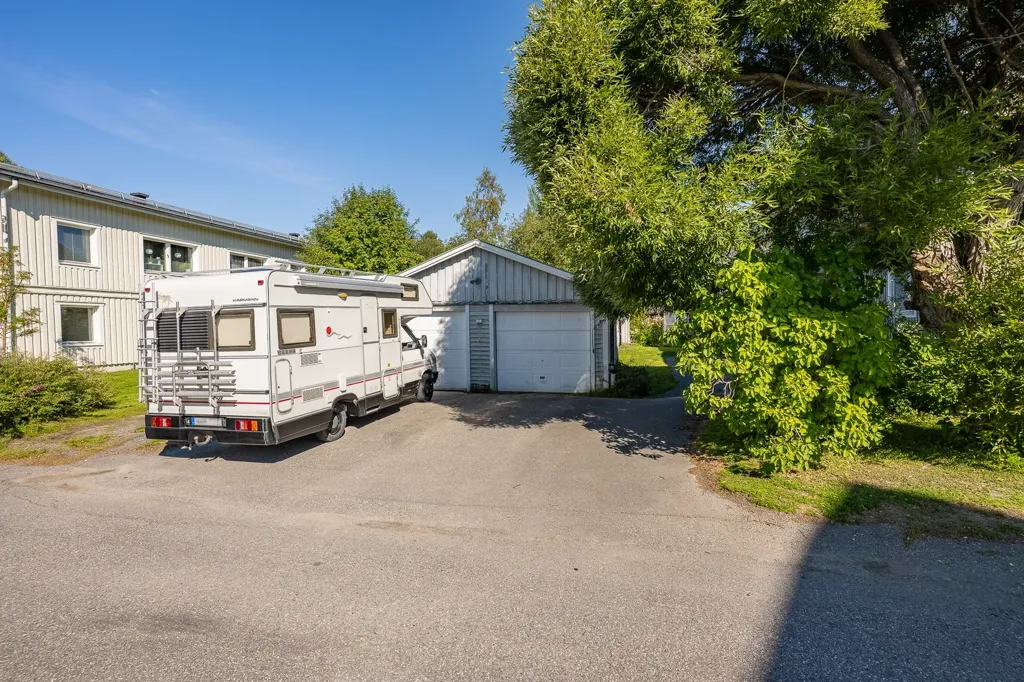 Extérieur - Two-Unit House with Central Location in Vännäs