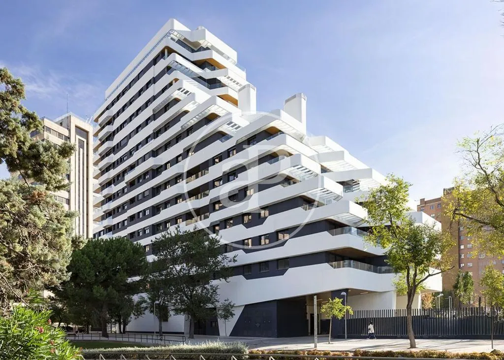 Välivaade - Luxury Flat with Pool in Madrid's Retiro