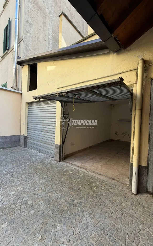 Garage - Parking Box in Central Milan