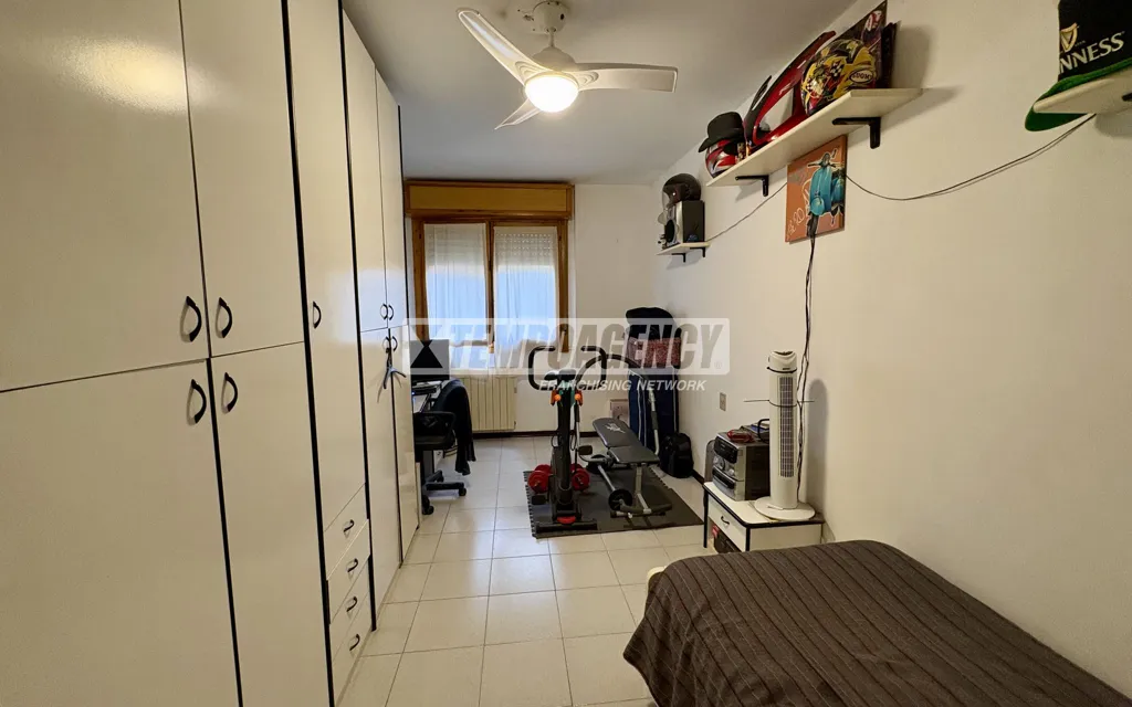 Magamistoad - Two-Level Apartment with Garden in Pieve Emanuele