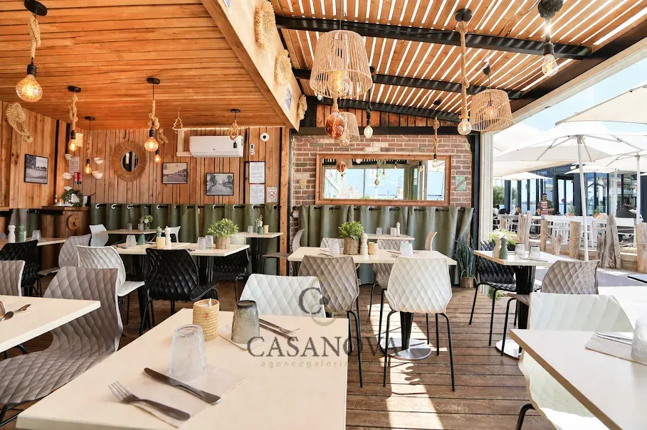 Söögituba - Commercial Premises with Seafront Terrace in Palavas-les-Flots
