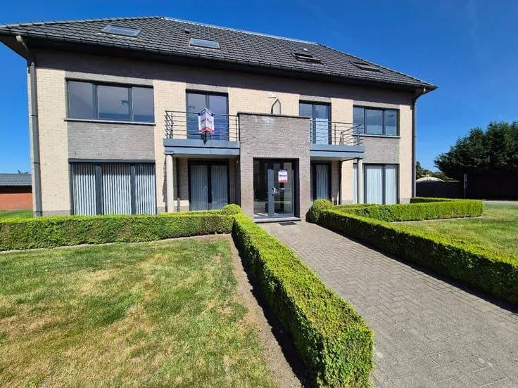 Välivaade - Duplex Flat with Terrace in Houthalen-Helchteren