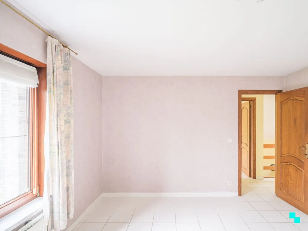 Rooms - Spacious Villa in Quiet Residential Area