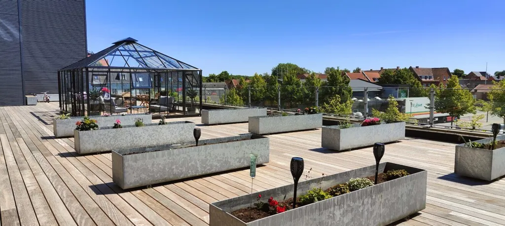 Terrass - Modern Flat with Balcony in Kjellerup