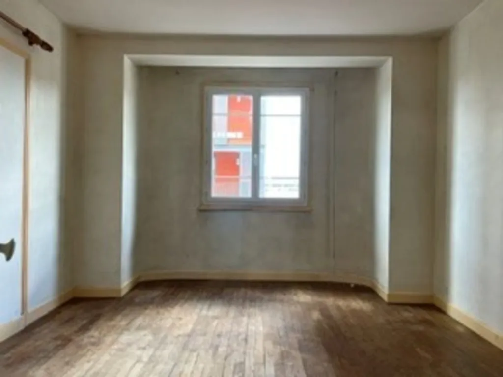 Pièces - Appartement 5 Pièces avec Ascenseur à Clermont-Ferrand