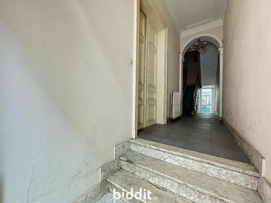Entrée - Immeuble de Rapport avec Dépendances Rue des Fabriques