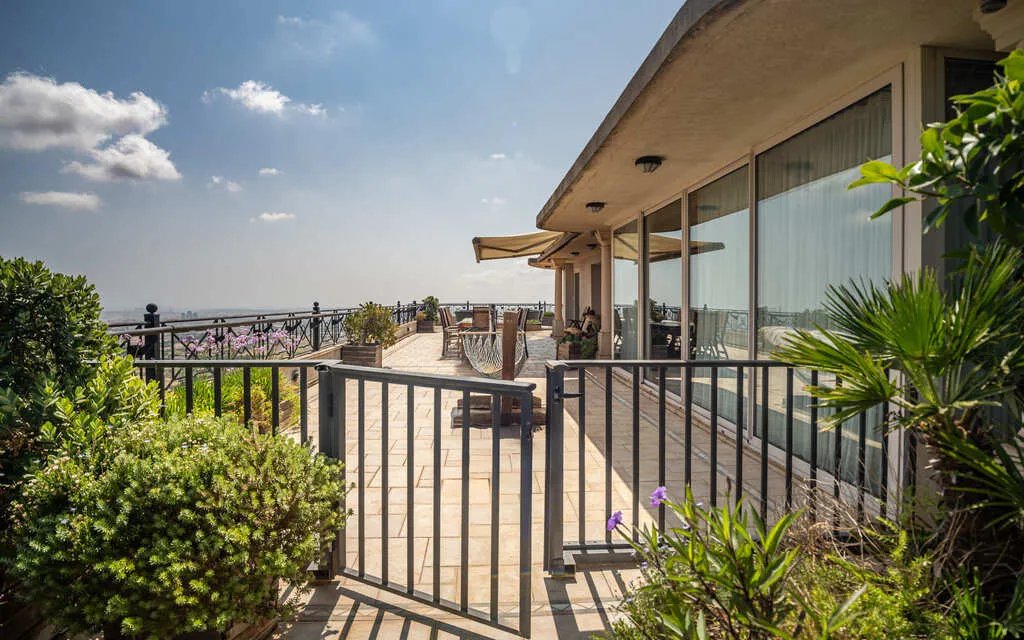 Balcony - 3-bedroom apartment in Rabat