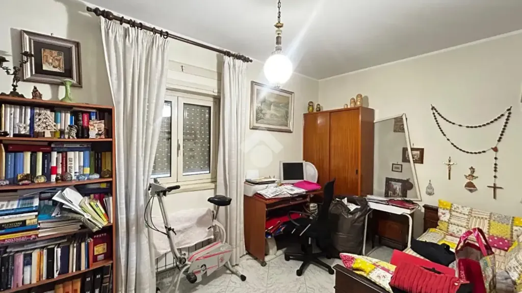 Bureau - Apartment with Balcony in Palermo