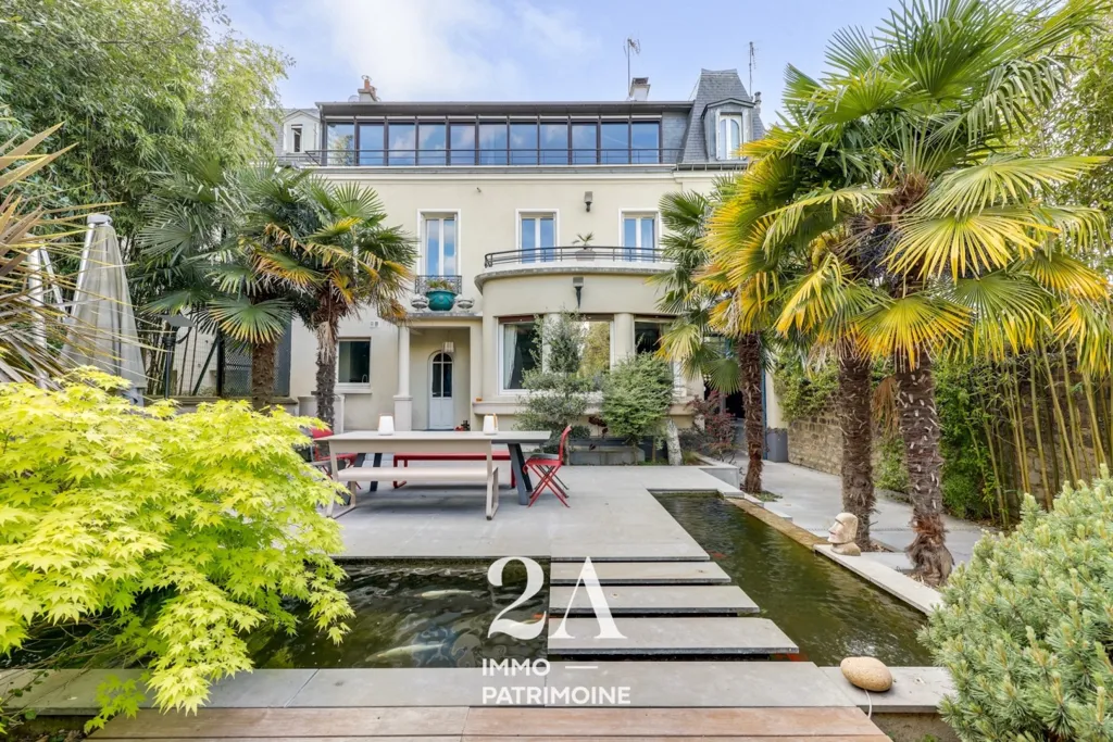 Terrasse - Maison historique avec piscine à Charenton-le-Pont