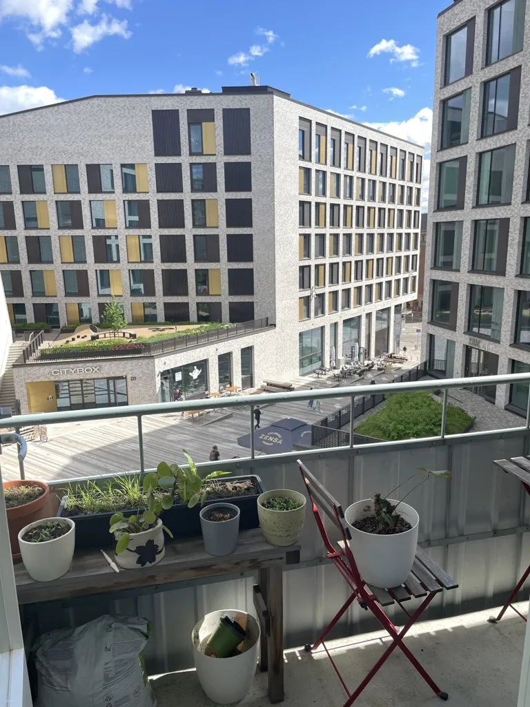 Balcony - Bright Apartment with Balcony in Hakaniemi, Helsinki