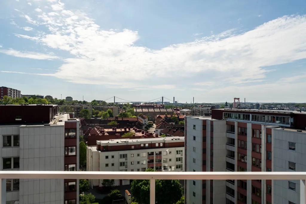 Balcone - Modern Flat with West-Facing Balcony in Majorna