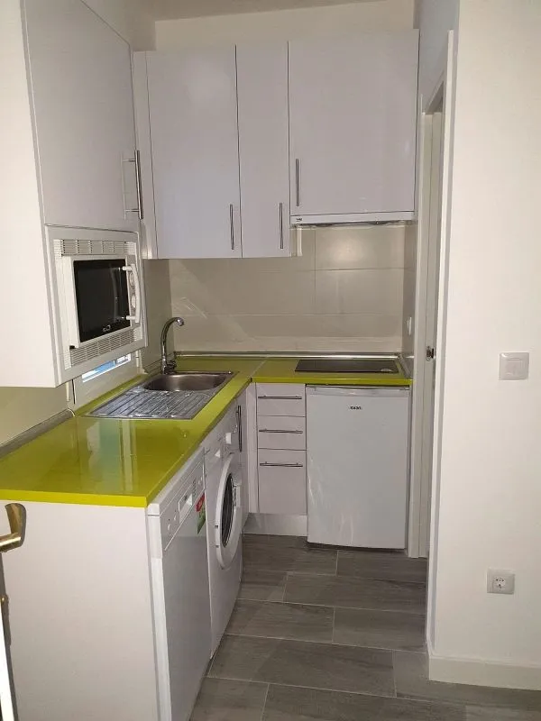 Cuisine - 1-Bedroom Flat with Air Conditioning in Carabanchel