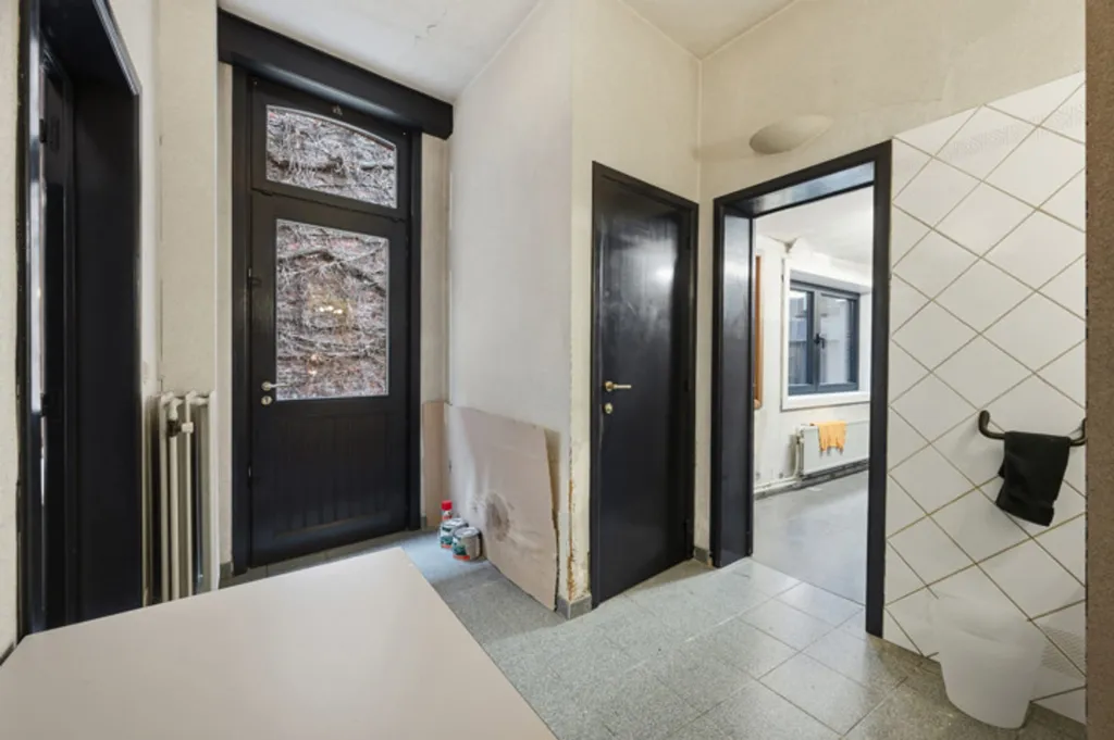 Bagni - Historic Mixed-Use House in Lier