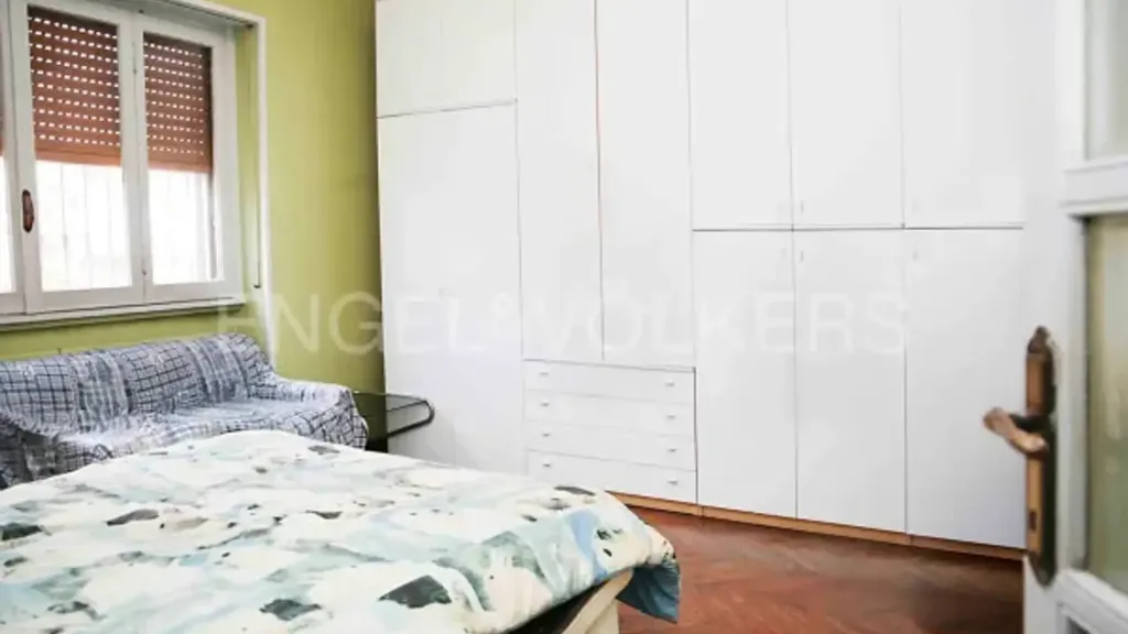 Magamistoad - Ground Floor Apartment to Renovate in Rho