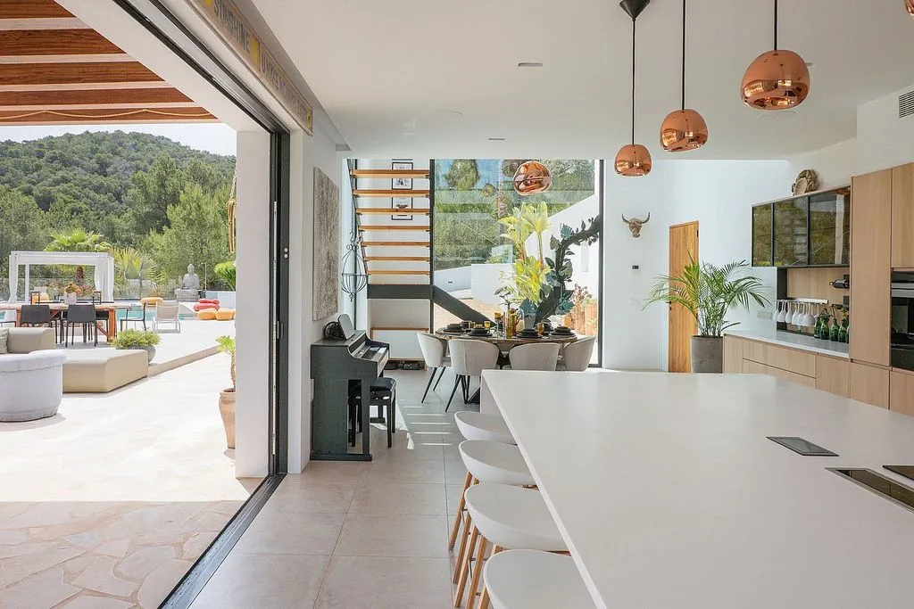 Köök - Chalet with Pool and Terrace in Santa Eulalia del Río