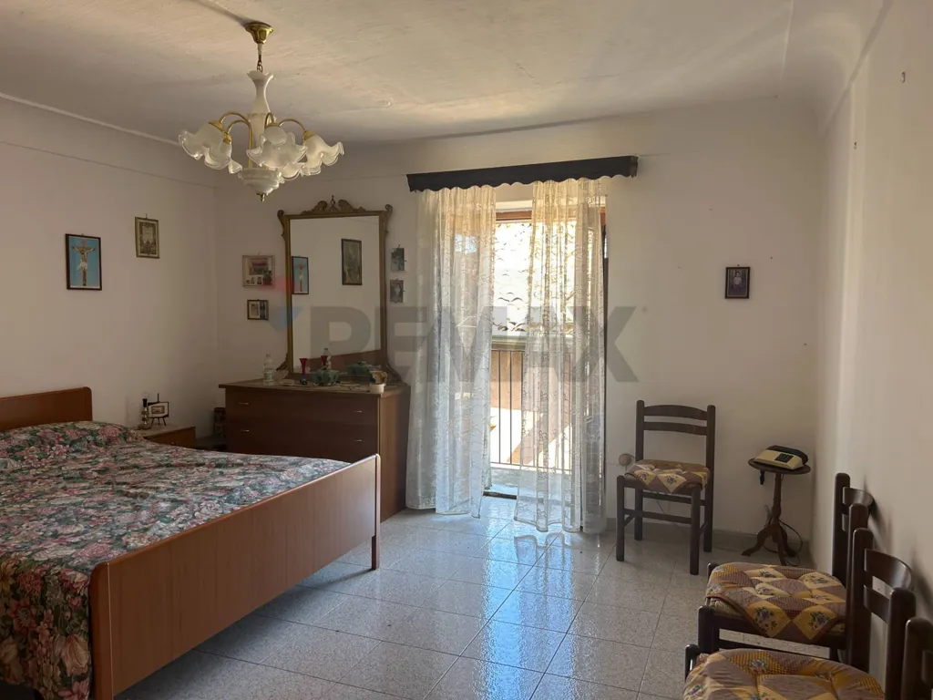 Chambres - Independent House with Balconies in Geraci Siculo