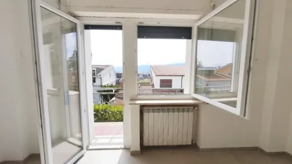 Balcon - Renovated Apartment with Panoramic View in Avezzano