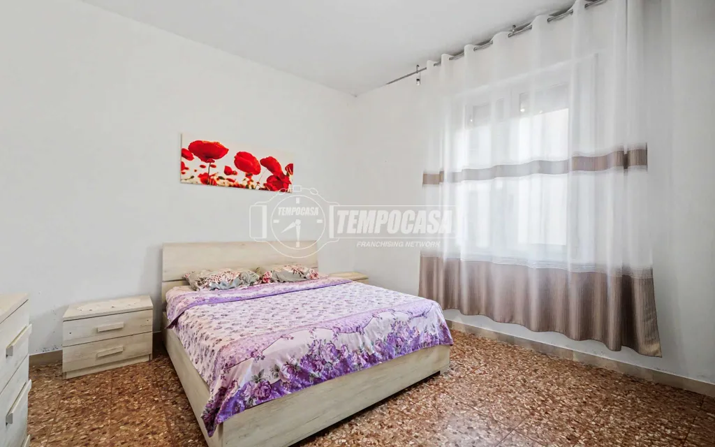 Chambres - Central Trilocale with Balcony in Faenza