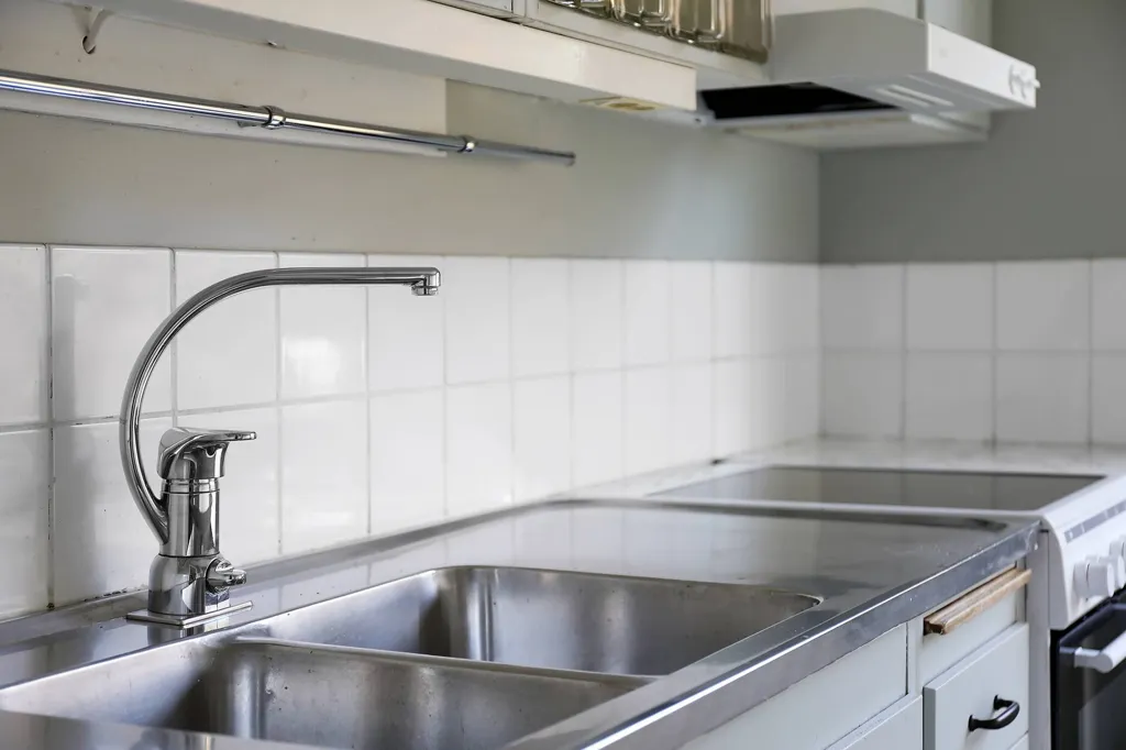 Köök - Renovated Flat with Balcony in Uddevalla