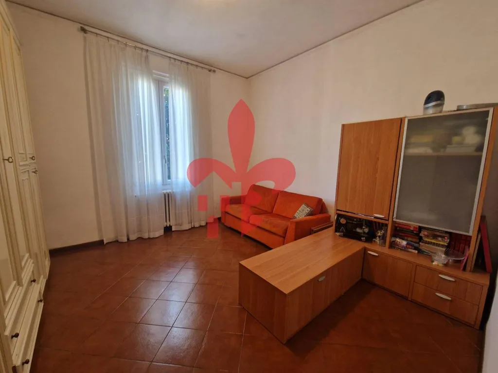 Séjour - 5-Room Apartment with Balcony in Florence