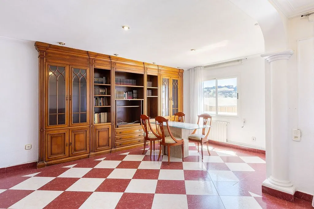 Salle à manger - Apartment with Castle Views in Sagunto