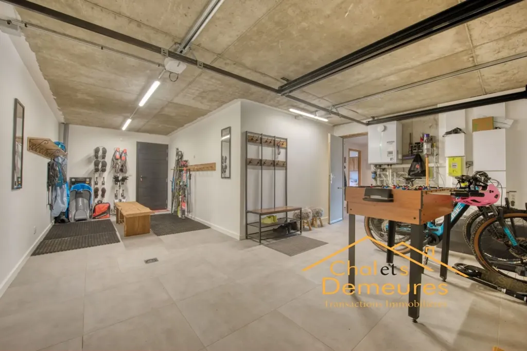 Garage - Chalet Neuf avec Vue Panoramique à Megève