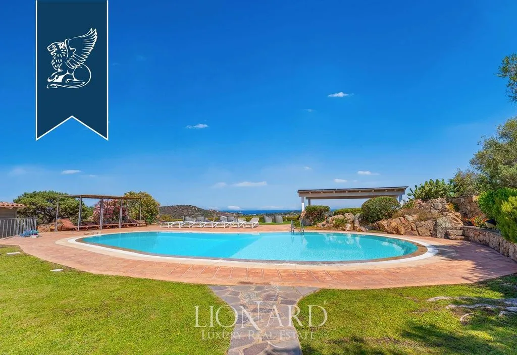 Bassein - Luxury Villa with Sea View in San Teodoro