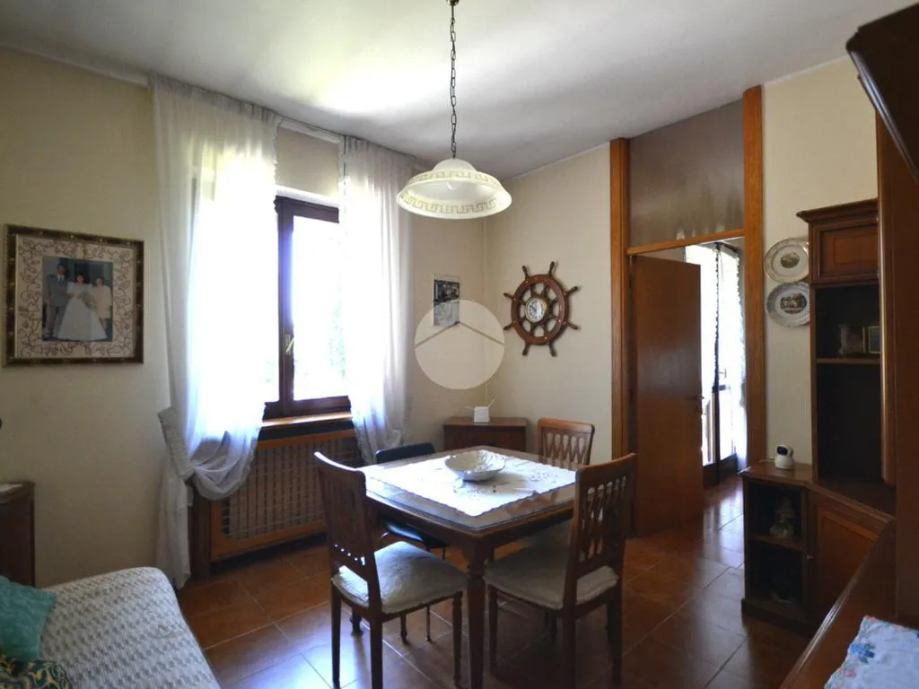 Söögituba - Detached Villa with Garden in Vittuone