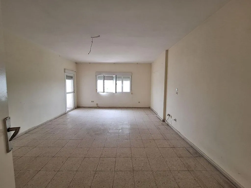 Stanze - Flat with Terrace and Balcony in West