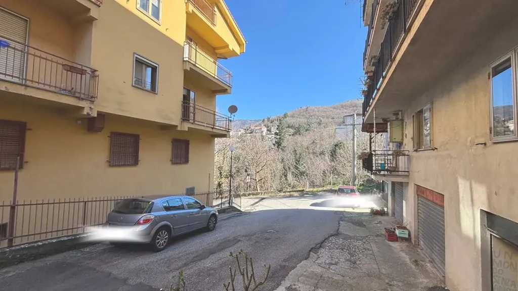 Välivaade - Apartment with Balcony in Spezzano della Sila