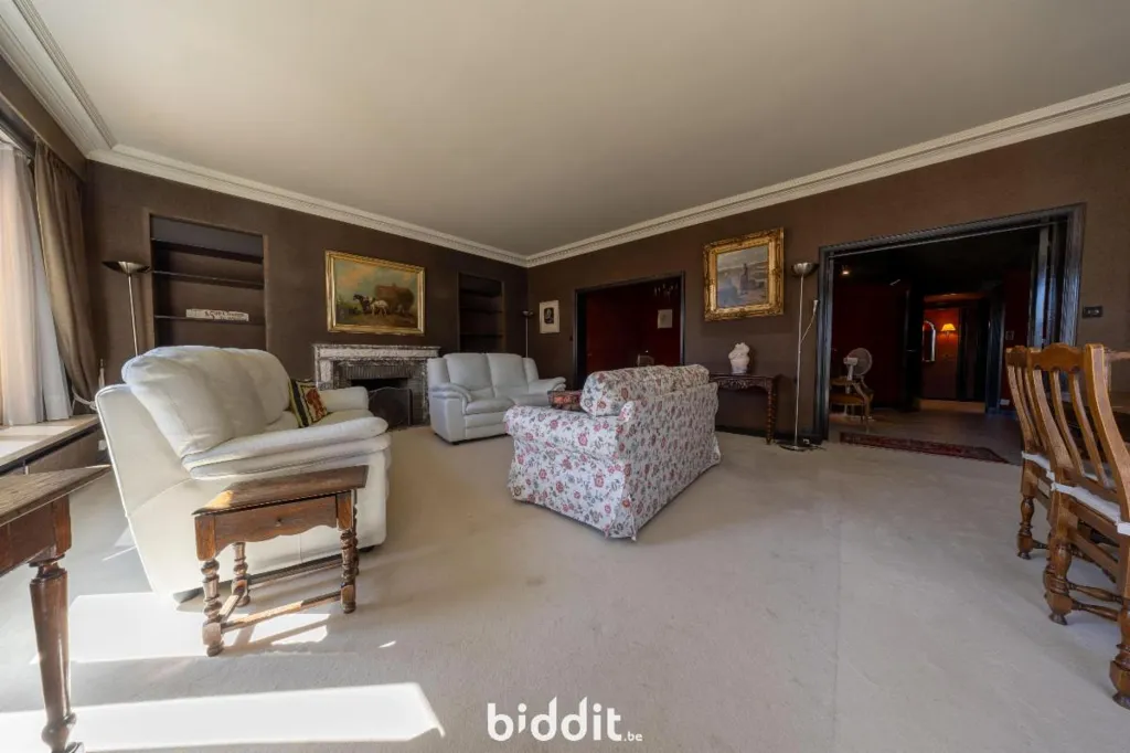 Elutuba - Characterful Apartment with View on Bd. Piercot