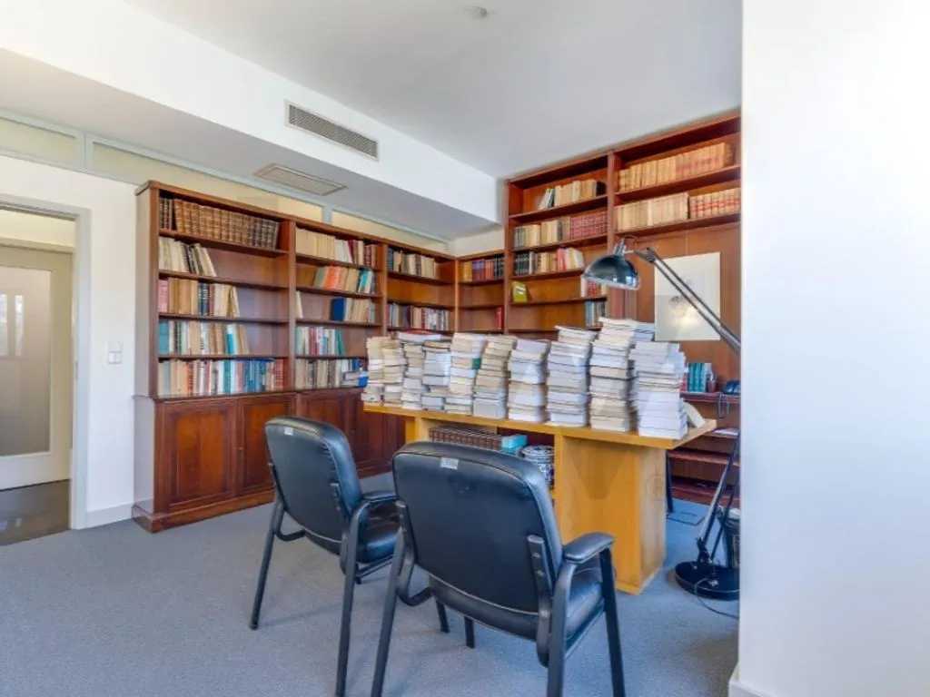 Kabinet - Luxury Office Space in Porto's City Centre