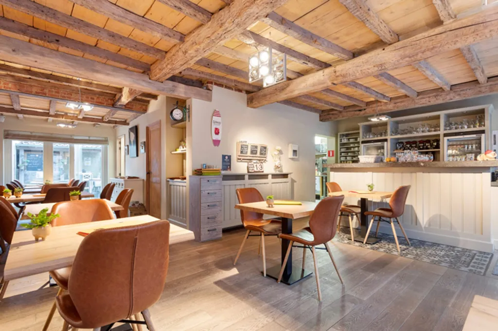 Söögituba - Commercial with Apartment in Lede Centre