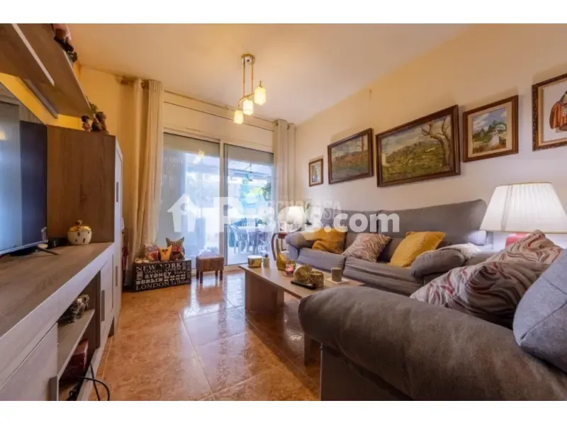 Séjour - Maison 4 pièces à ES
