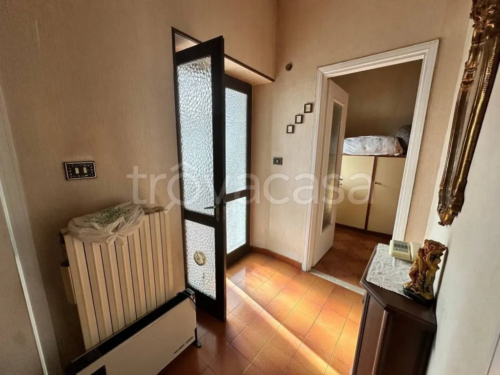 Esik - Historic House with Terraces in Giaveno Centre