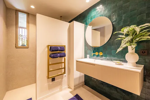 Salles de bain - Villa de luxe avec vue mer à Porto-Vecchio