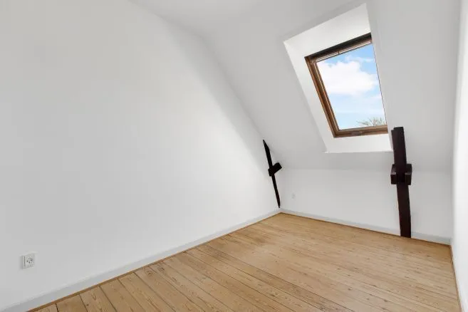 Pièces - Six-Bedroom Flat with Terrace in Varde