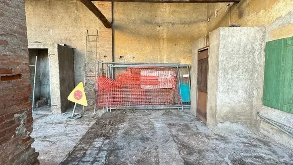 Toad - Rustico with Parking in Montirone