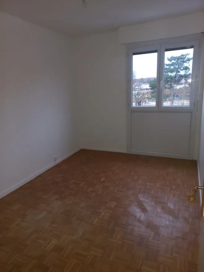 Toad - Secure Apartment with Balcony in Lyon