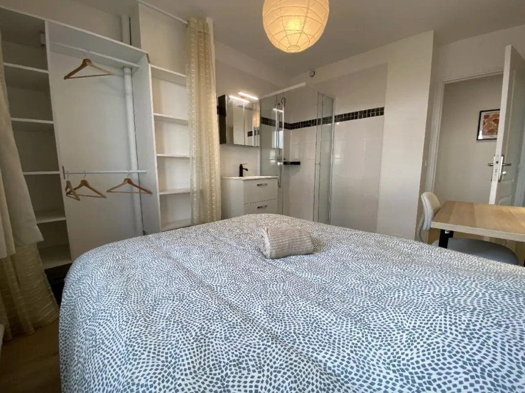 Chambres - Colocation Haut de Gamme avec 5 Chambres à Reims
