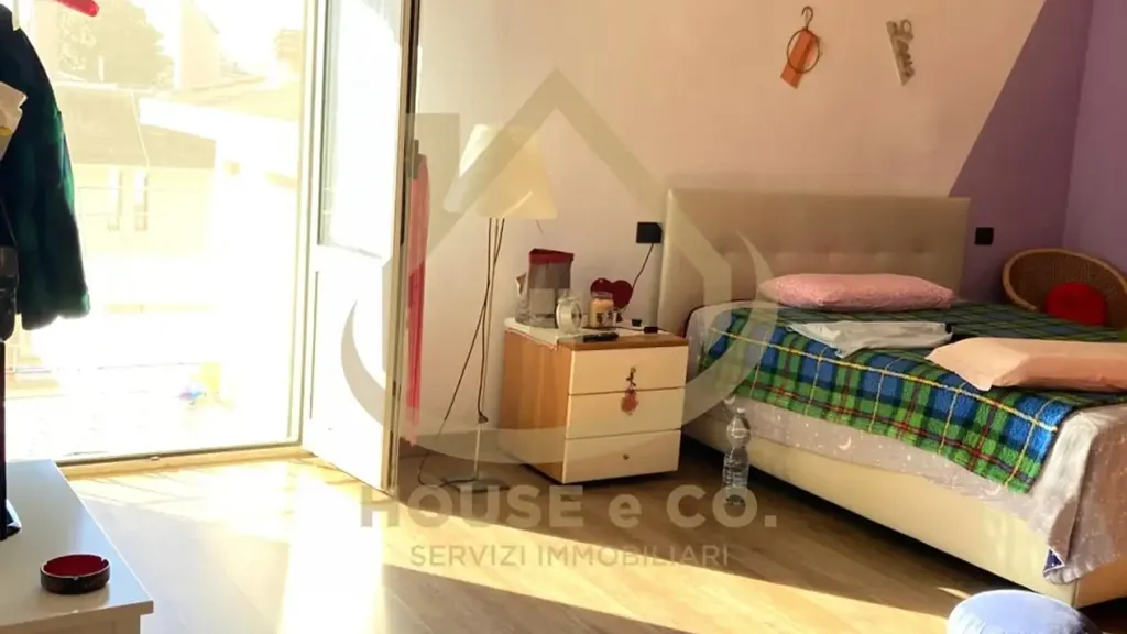 Chambres - Rearranged Studio with Balcony in Vigevano