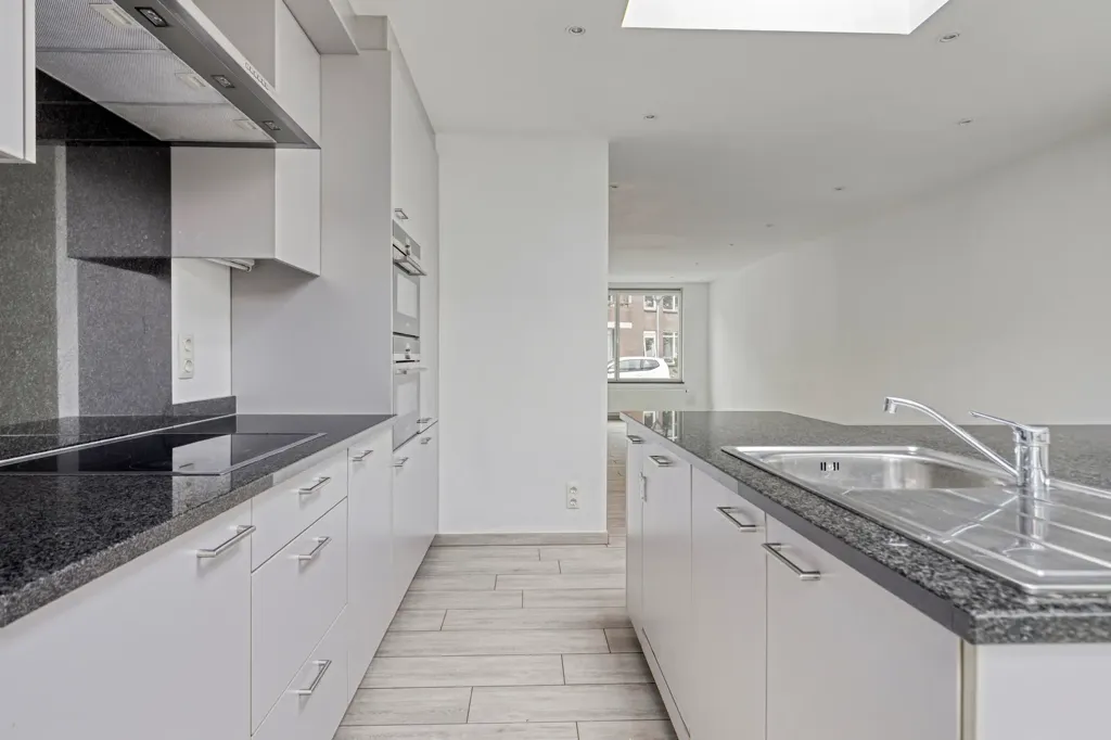 Köök - Renovated Semi-detached House in Sas van Gent