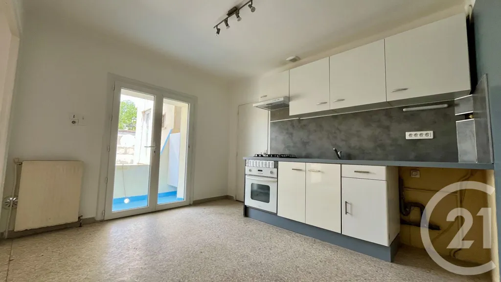 Köök - 2-Bedroom Apartment with Terrace in Ales