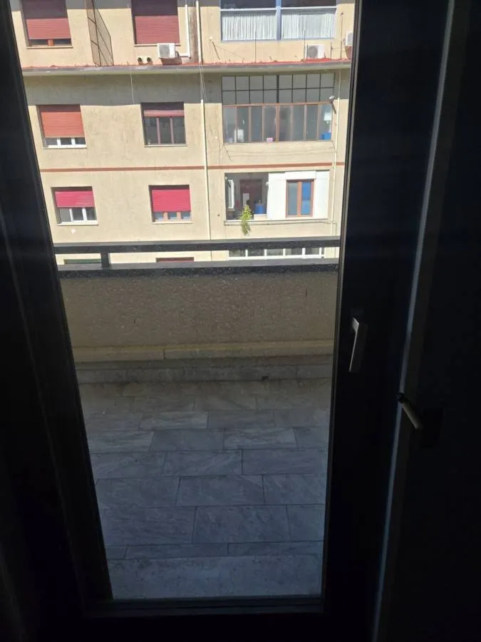 Balcon - Rearranged 2-Bedroom Apartment in Caserta