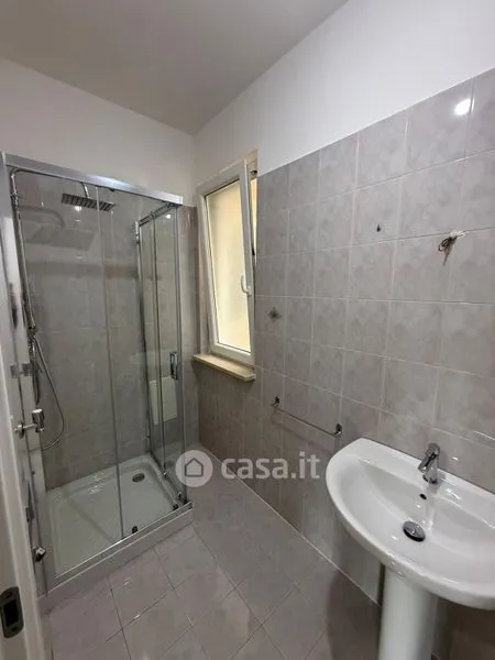 Salles de bain - Rented Apartment with Terraces in Formia