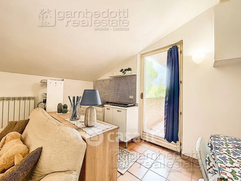 Elutuba - Fully Furnished Studio with Terrace in Urbino