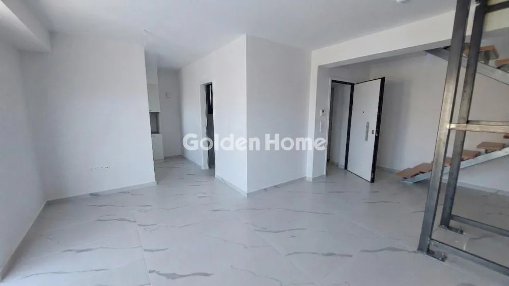 Soggiorno - Modern Penthouse with Rooftop in Gazi