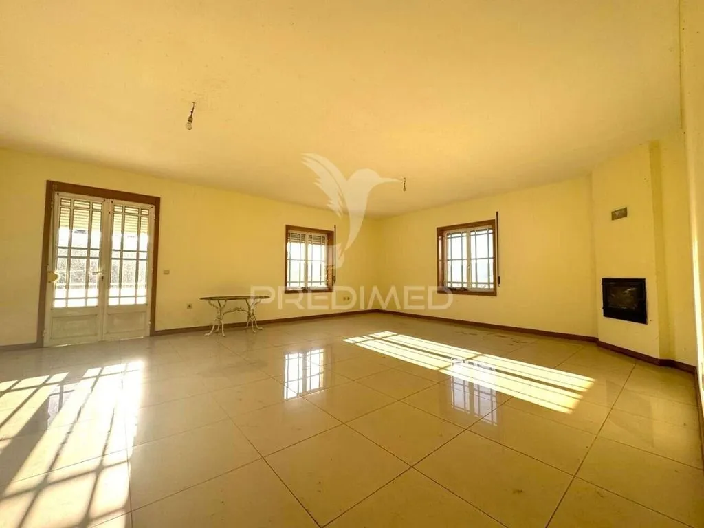 Elutuba - Luxury House with 11 Hectares in Guimarães